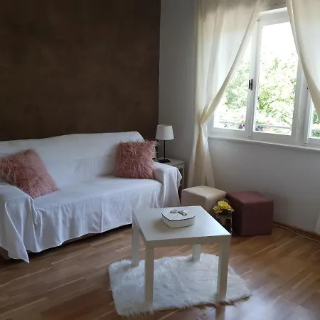 Lara Apartamento Plomin