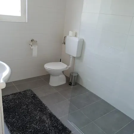 Appartement Lara Plomin